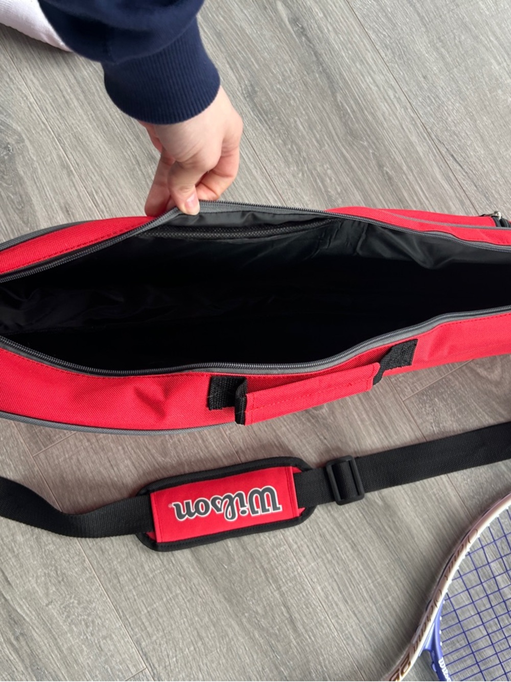 Wilson Tennis Racquet and Bag - Picture 2 of 4